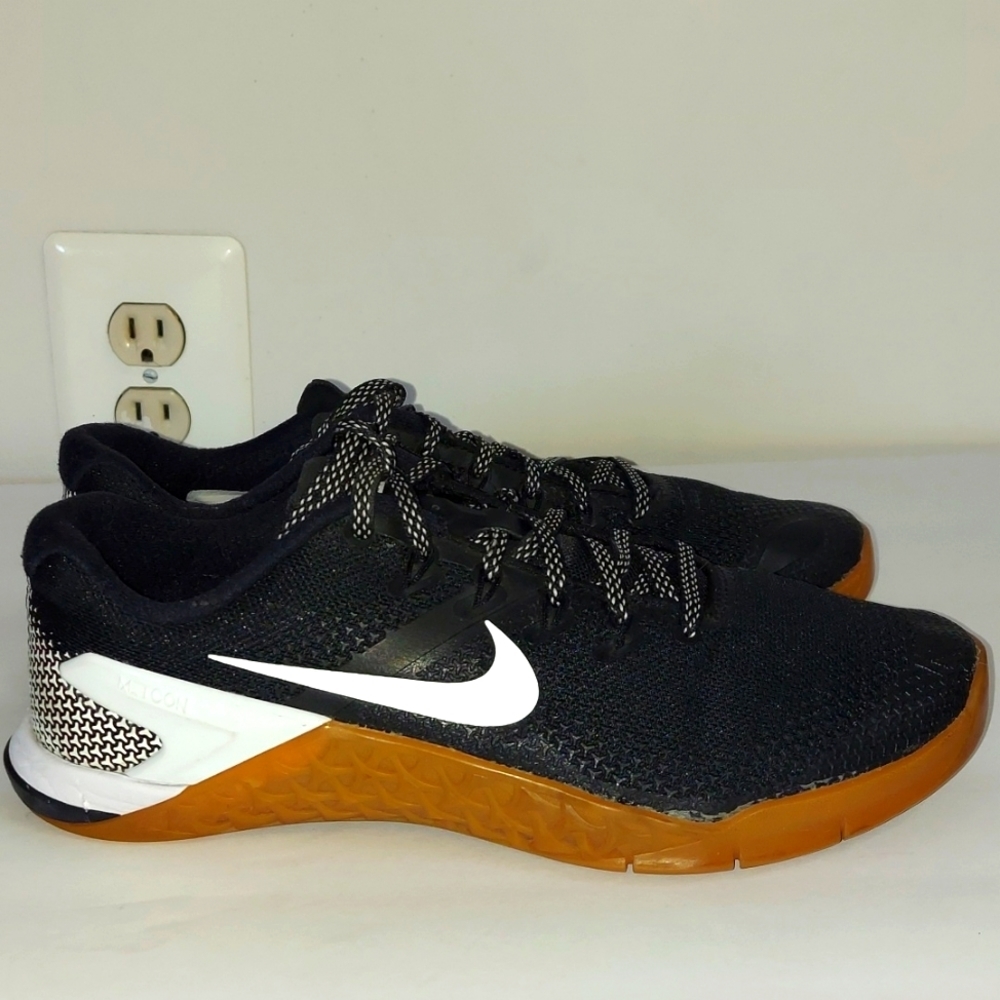 Nike Metcon 4 XD Black Gum Sneakers Sz 7.5